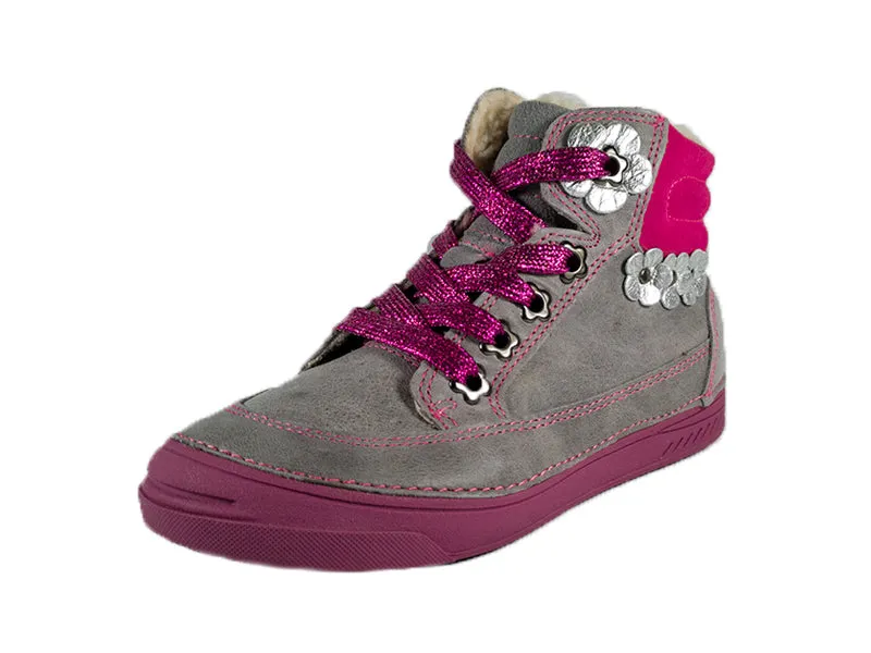 D.D. Step big kid girl shoes/winter boots with faux fur insulation grey with neon pink and silver flowers size US 13-4