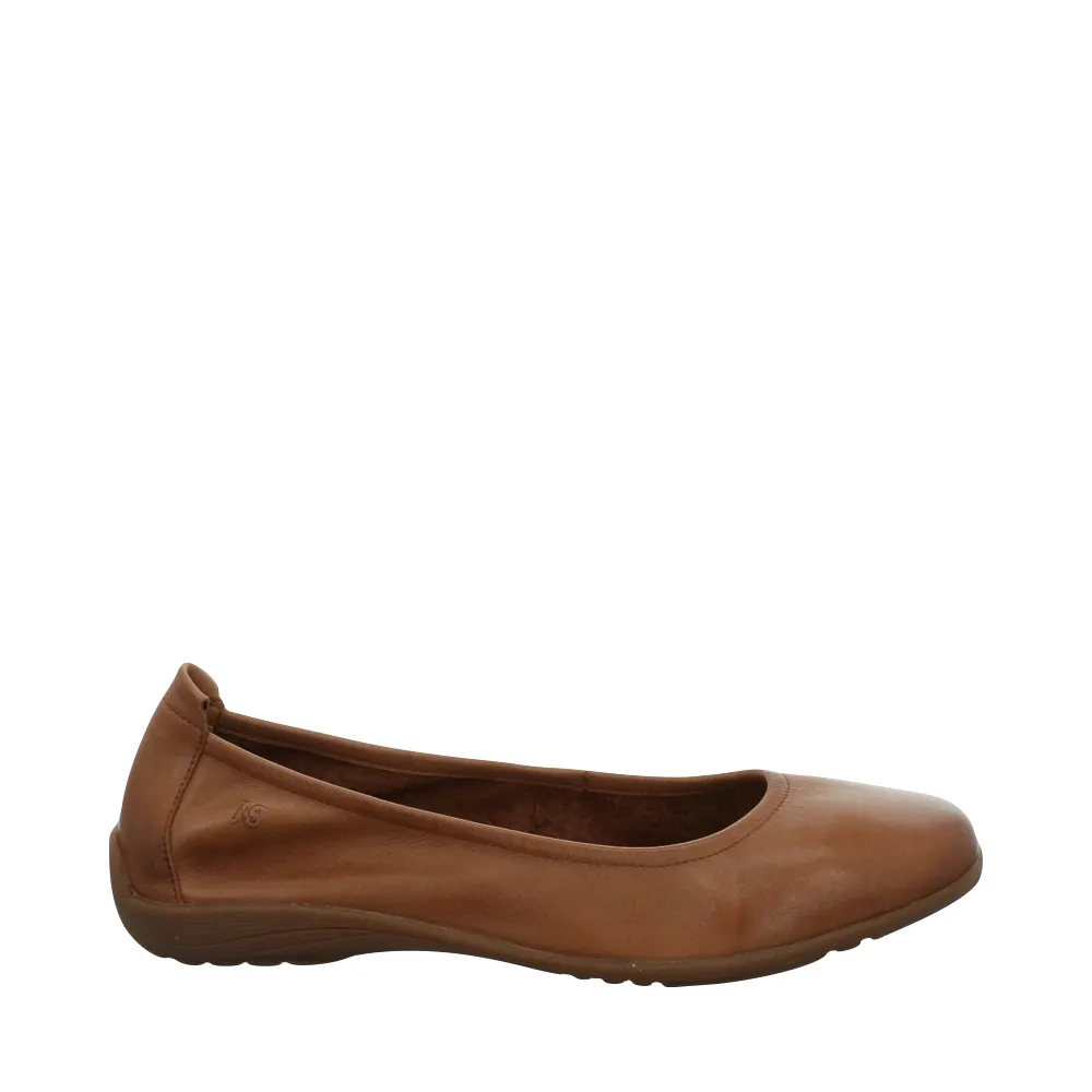 Josef Seibel Women's Fenja 01 Leather Flat in Camel