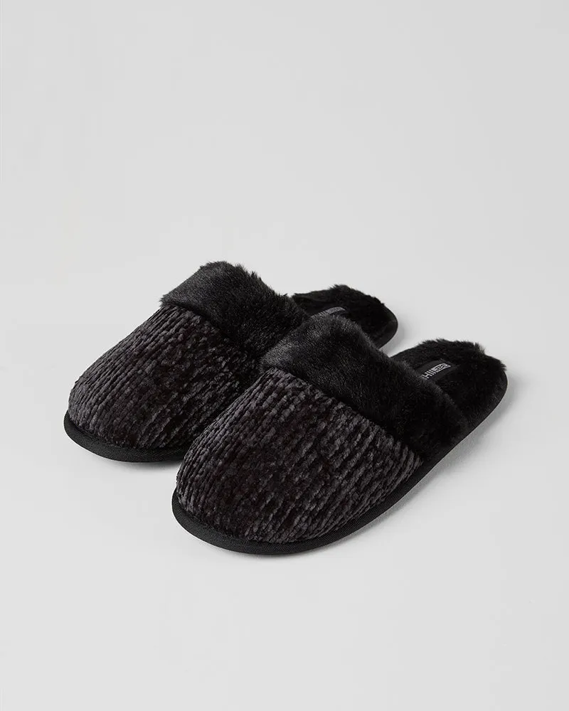 WOMEN'S COZY CHENILLE SLIPPERS